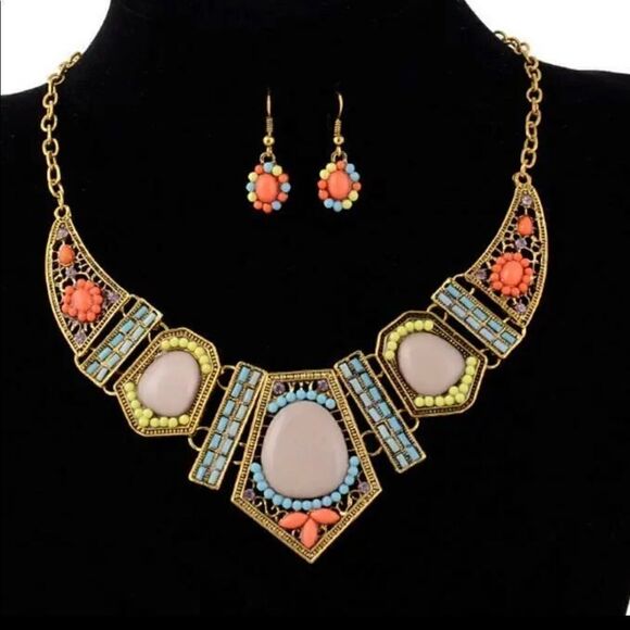 BJ Modern Necklace Earring Set NWT - Picture 1 of 4